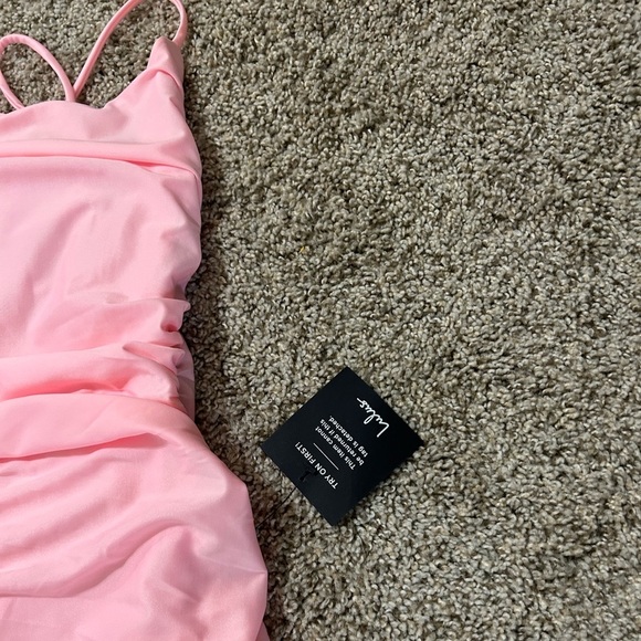 NWT Lulus Confident Allure Light Pink Ruched Lace-Up Bodycon Mini Dress Size L - Picture 9 of 10